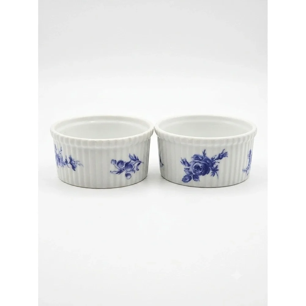 Set of 2 Vintage Apilco France Blue Rose Toile Porcelain Ribbed Soufflé Ramekins